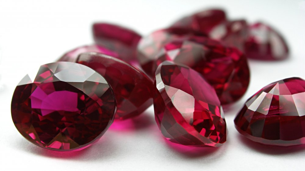 Burma Chuni stone price and value details